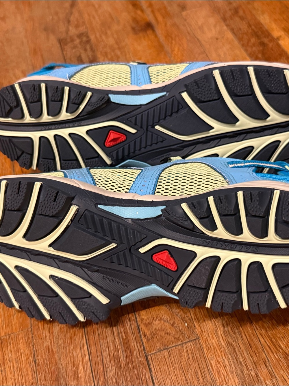 NWT Salomon Trail Running Shoes—Techamphian 3, Size 8.5, 40 2/3 - Picture 4 of 6